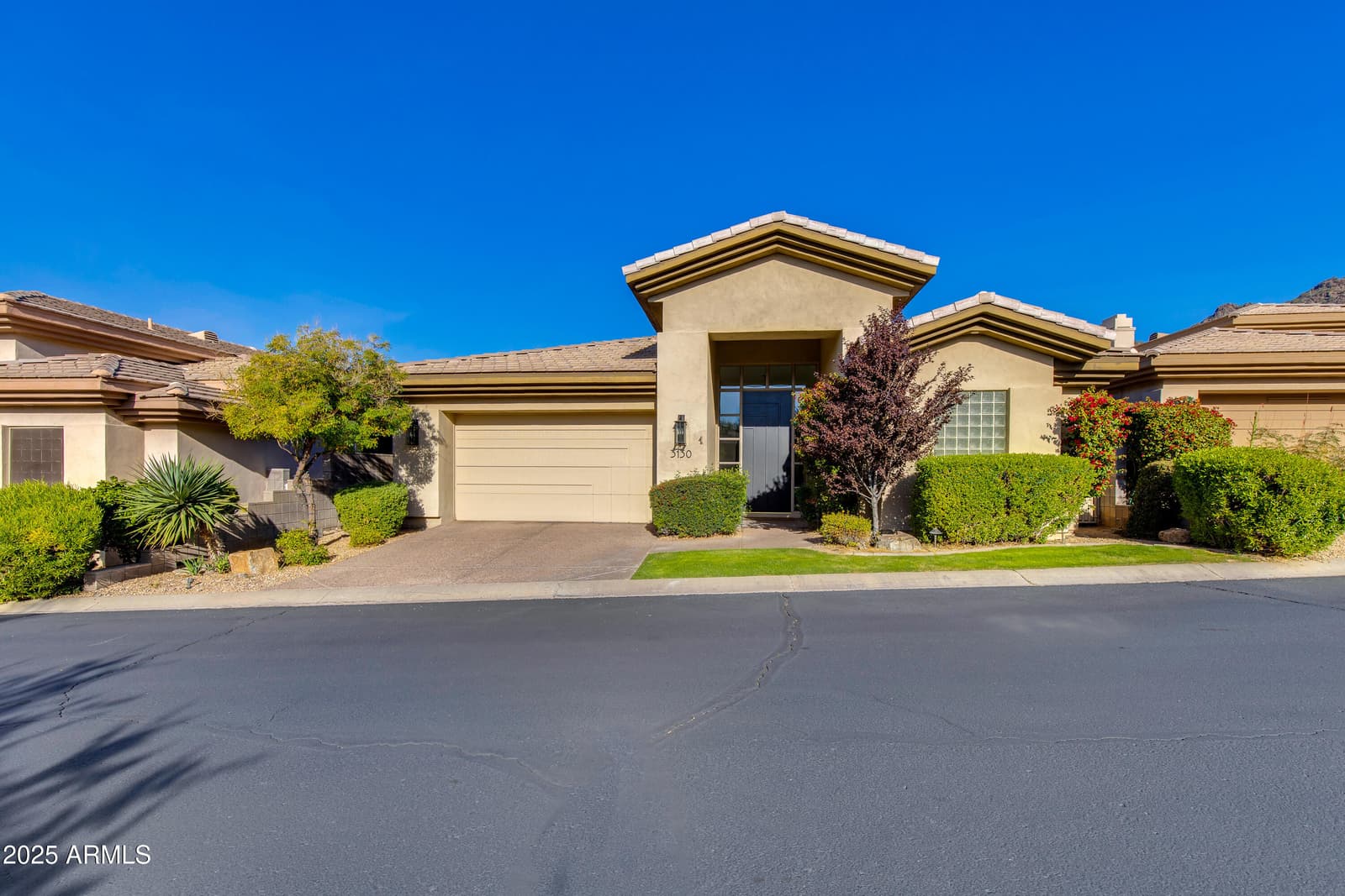 3130 E Squaw Peak Circle, Phoenix, AZ 85016 — photo 1 of 46