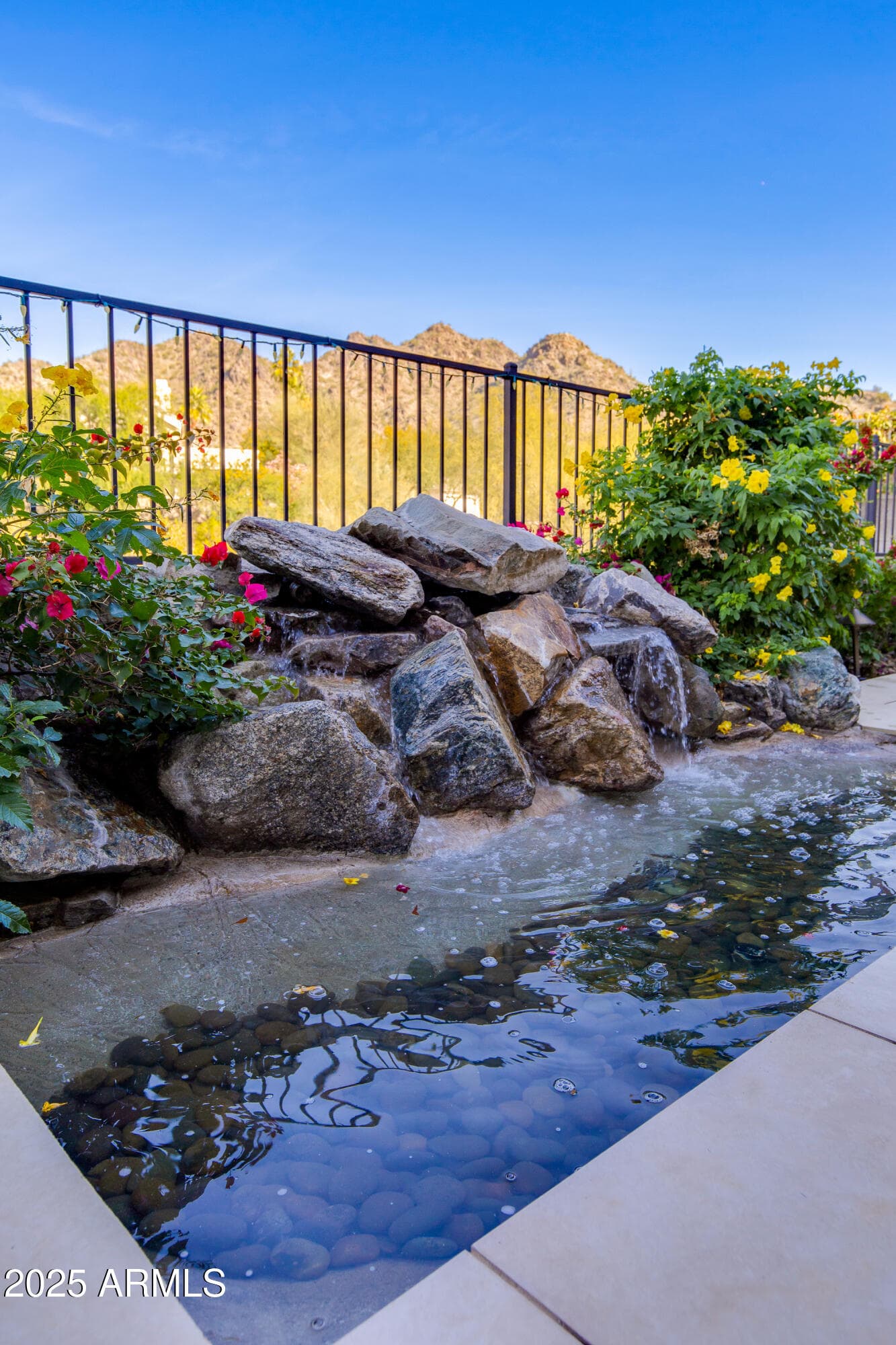 3130 E Squaw Peak Circle, Phoenix, AZ 85016 — photo 40 of 46
