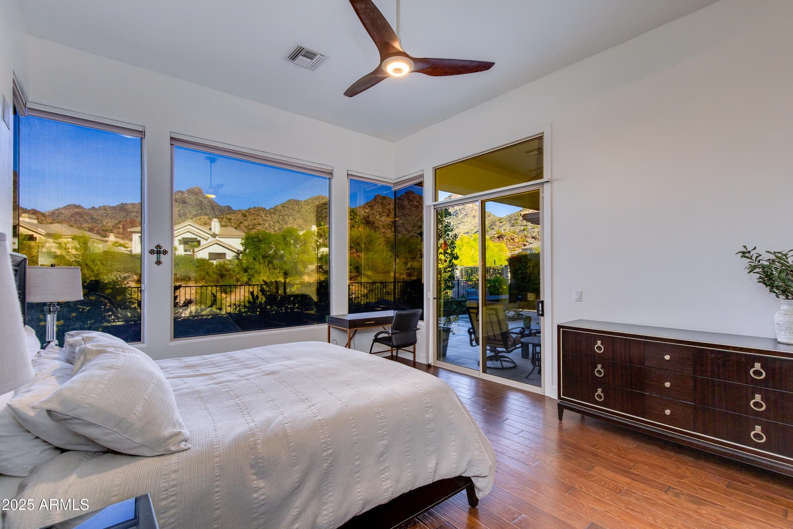 3130 E Squaw Peak Circle, Phoenix, AZ 85016 — photo 26 of 46