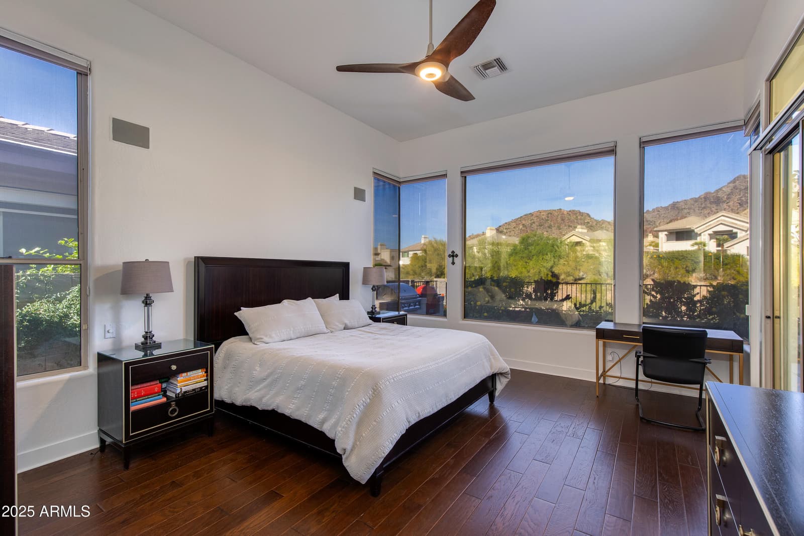 3130 E Squaw Peak Circle, Phoenix, AZ 85016 — photo 27 of 46