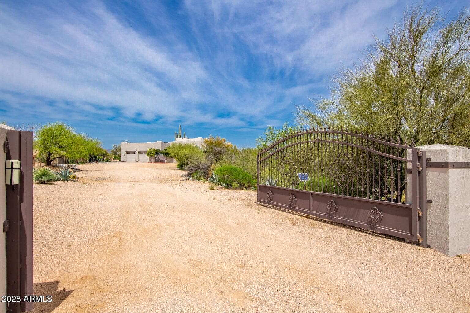 13830 E WINDSTONE Trail, Scottsdale, AZ 85262 — photo 6 of 31