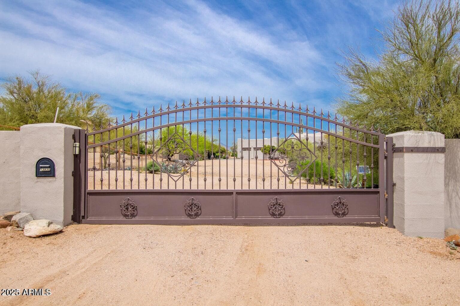 13830 E WINDSTONE Trail, Scottsdale, AZ 85262 — photo 5 of 31