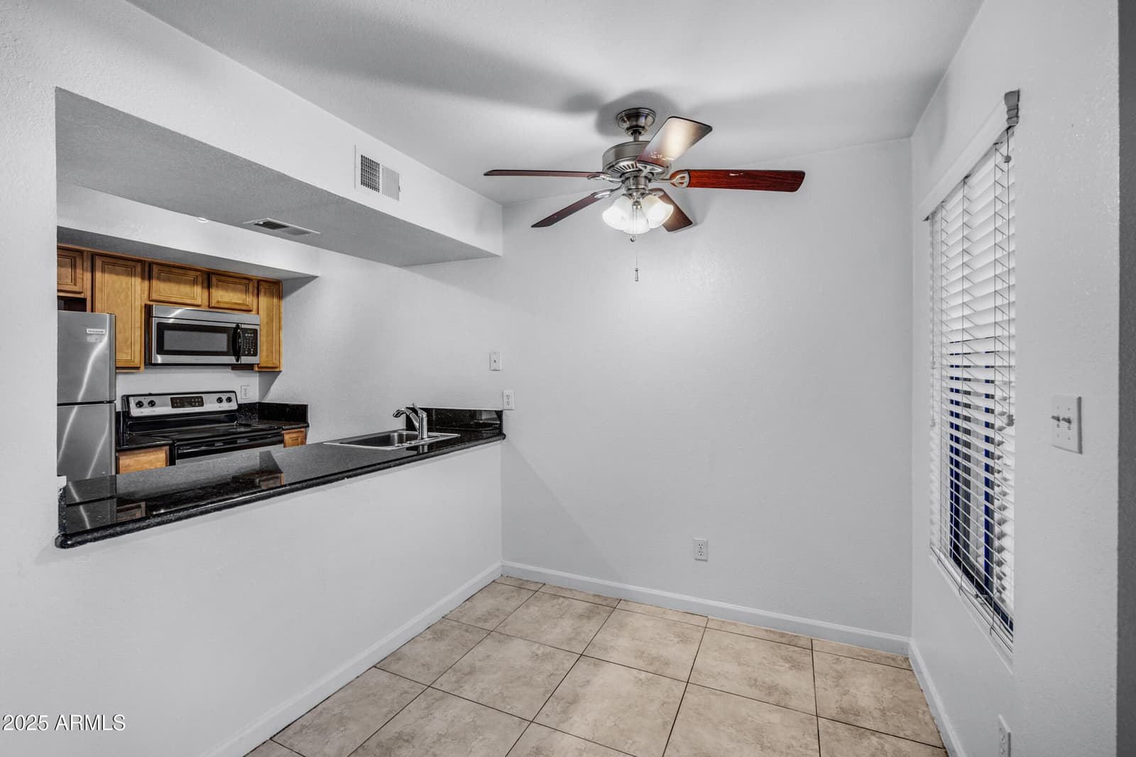 1241 N 48TH Street 114, Phoenix, AZ 85008 — photo 6 of 18