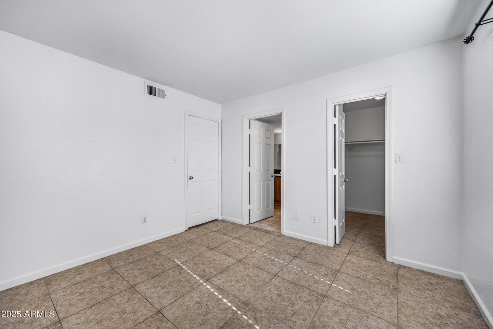 1241 N 48TH Street 114, Phoenix, AZ 85008 — photo 10 of 18