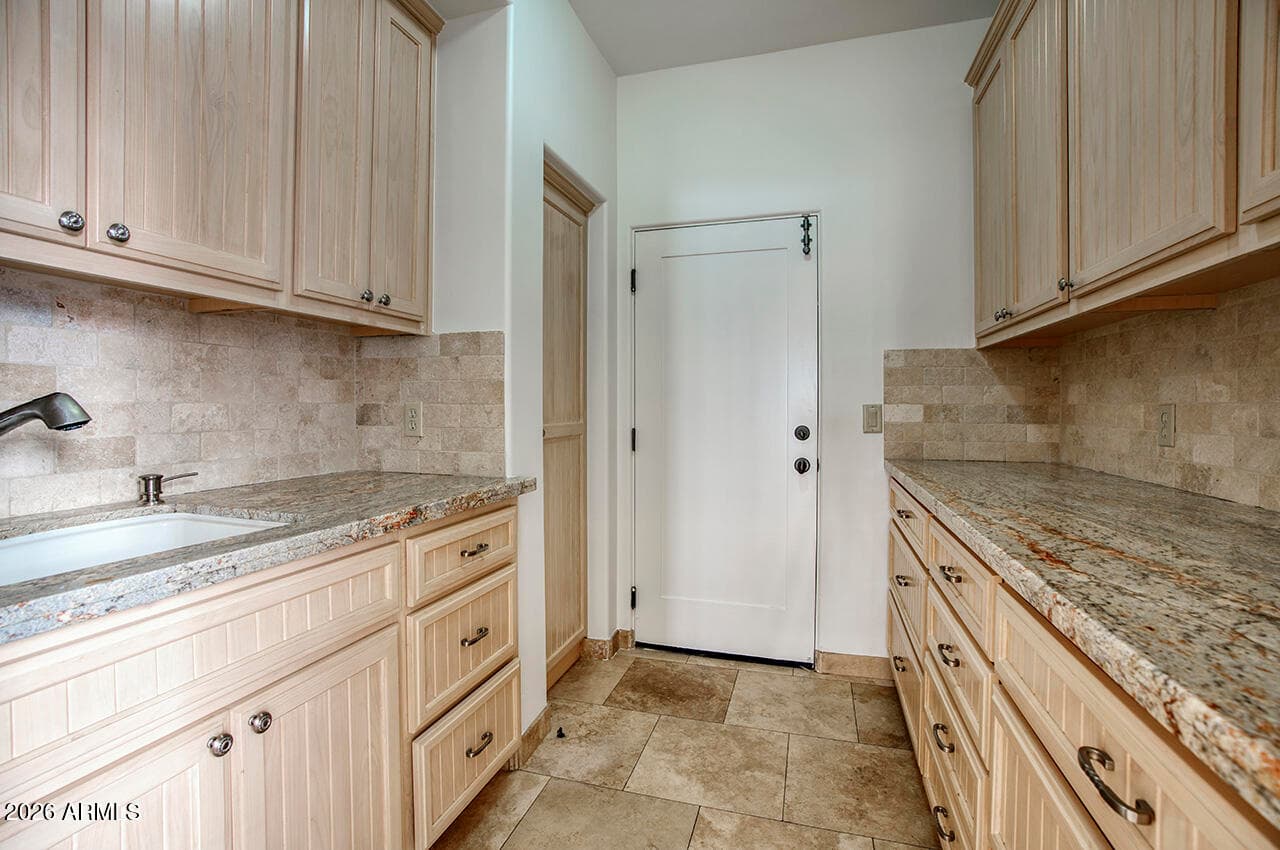 77 E MISSOURI Avenue 49, Phoenix, AZ 85012 — photo 21 of 25