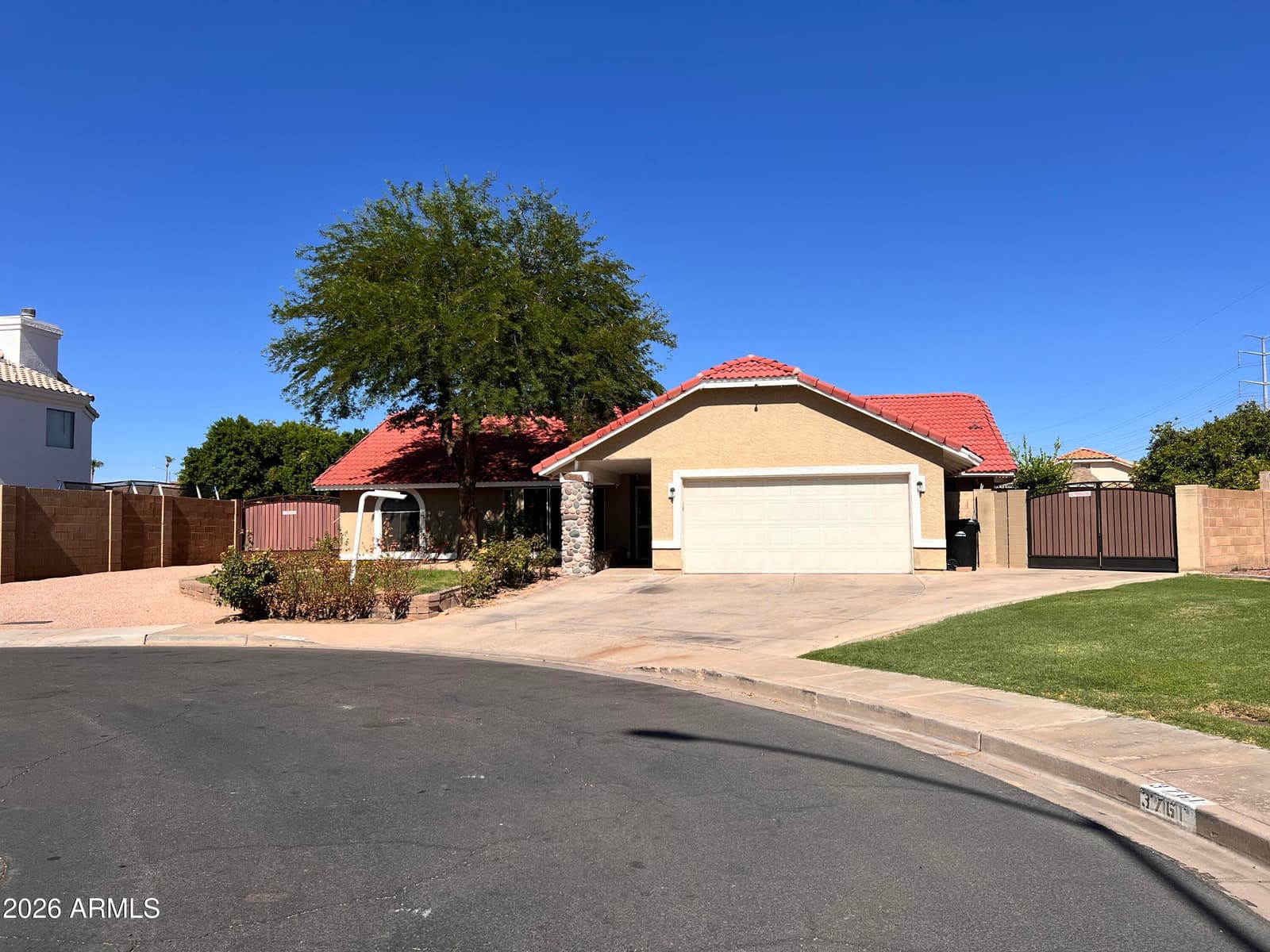 625 N 38TH Street N, Mesa, AZ 85205 — photo 2 of 38