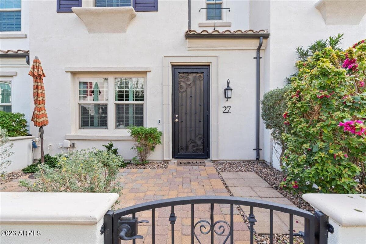 2477 W Market Place 27, Chandler, AZ 85248 — photo 3 of 38