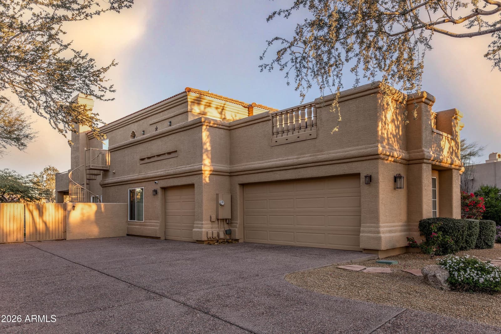 4727 E RANCHO CALIENTE Drive, Cave Creek, AZ 85331 — photo 9 of 76
