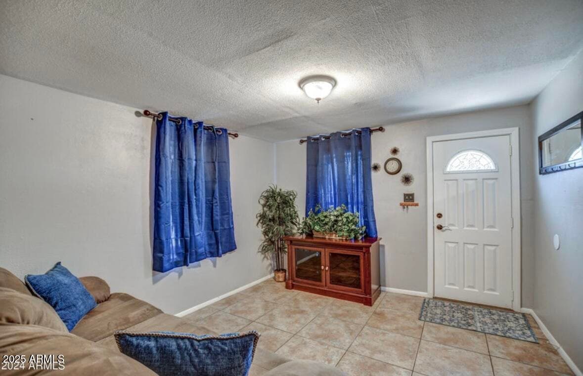 5543 W GARDENIA Avenue, Glendale, AZ 85301 — photo 5 of 6
