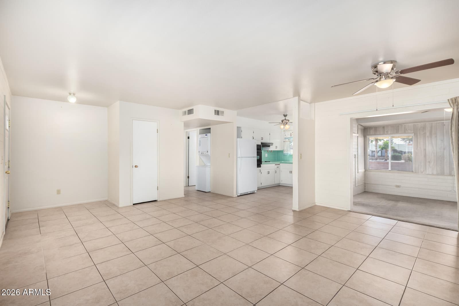 11023 W Sun City Boulevard, Sun City, AZ 85351 — photo 5 of 24