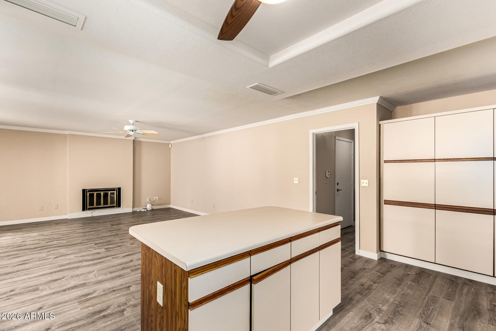 2722 E LAWNDALE Street, Mesa, AZ 85213 — photo 9 of 28