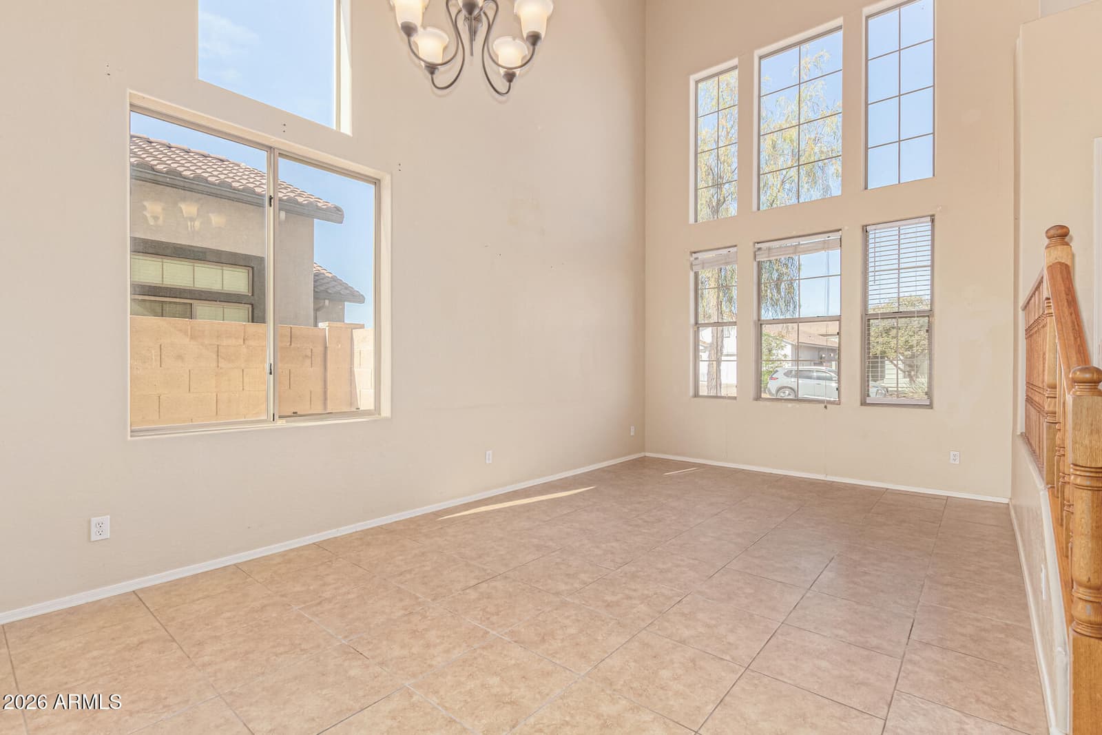 707 W AGRARIAN HILLS Drive, San Tan Valley, AZ 85143 — photo 6 of 39