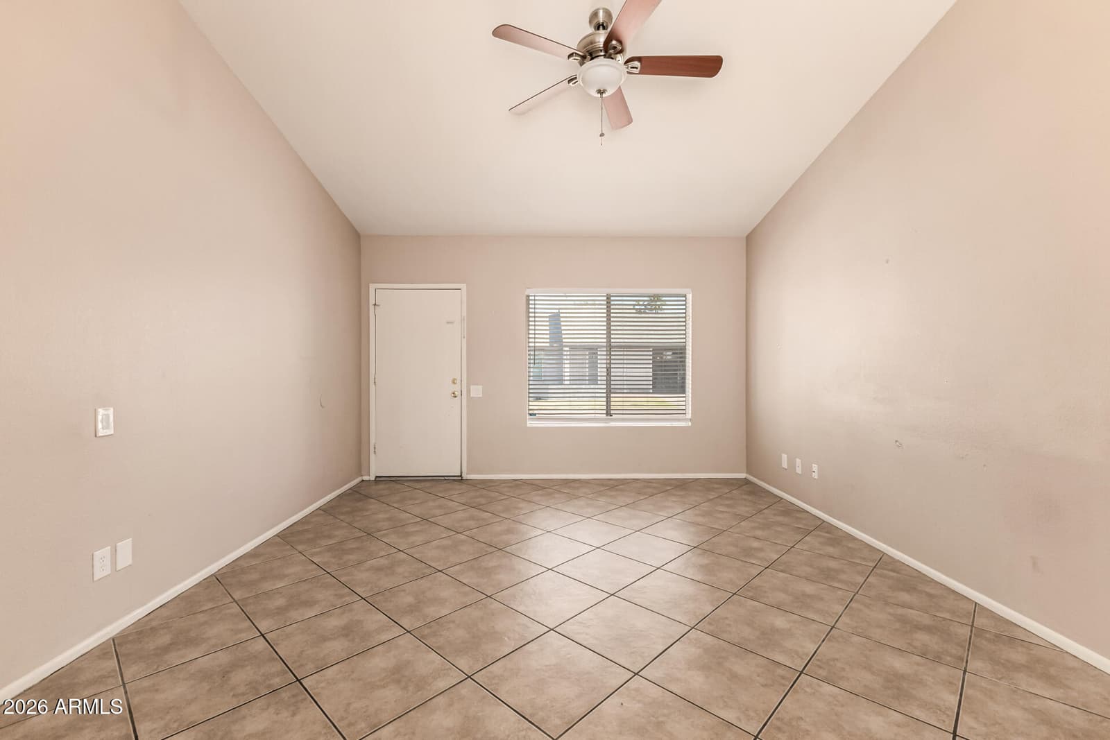 7006 S 45TH Street, Phoenix, AZ 85042 — photo 4 of 20