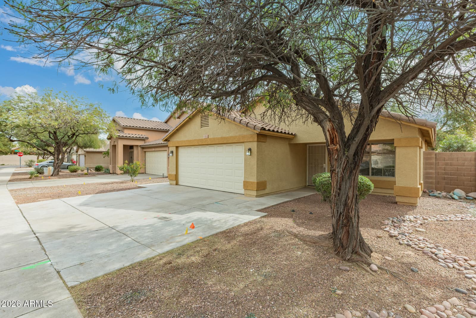 11363 W DAVIS Lane, Avondale, AZ 85323 — photo 3 of 28