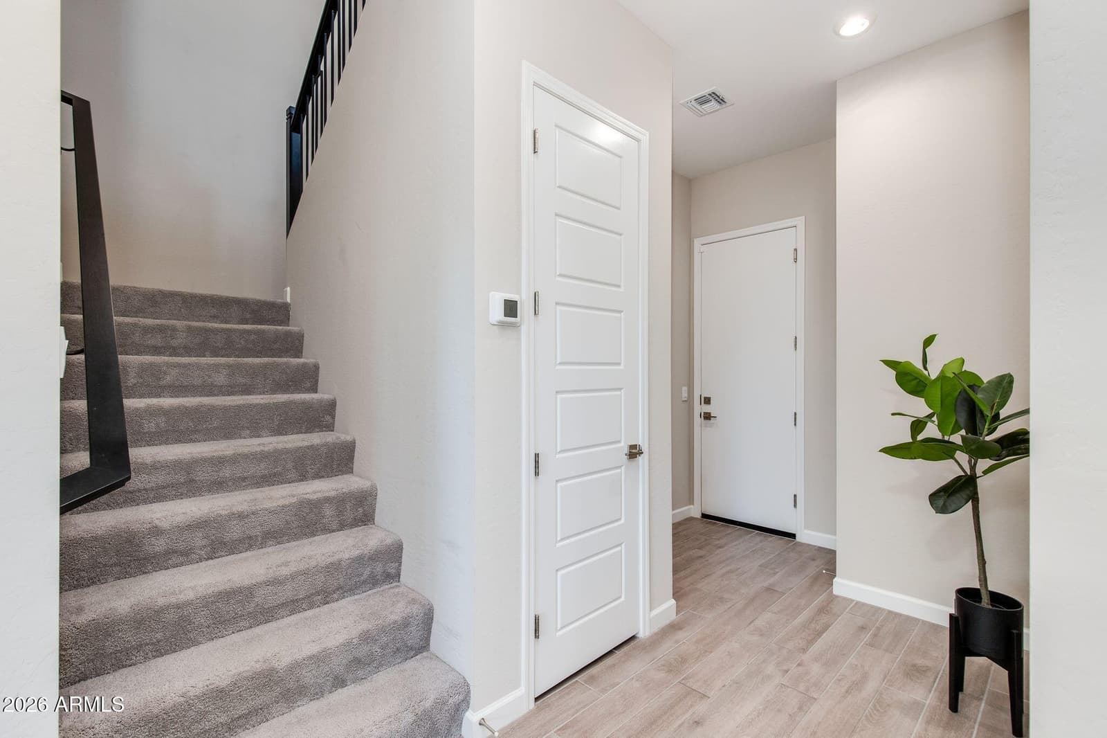 5010 E ANDERSON Drive, Scottsdale, AZ 85254 — photo 8 of 14