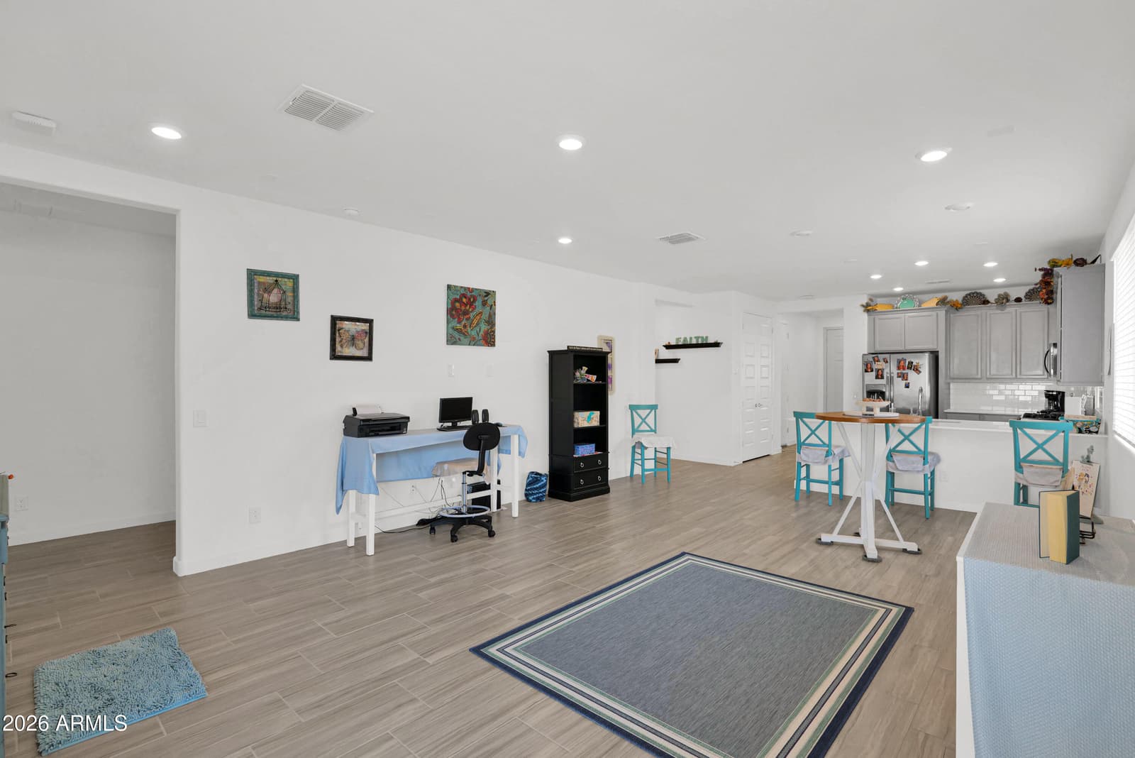 432 W Tamarack Drive, San Tan Valley, AZ 85140 — photo 12 of 41