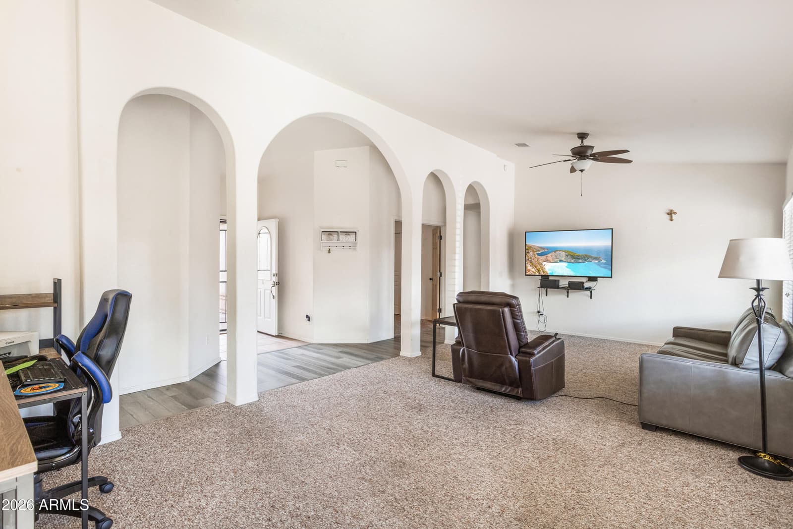 1594 Mission Viejo Drive, Sierra Vista, AZ 85635 — photo 8 of 35
