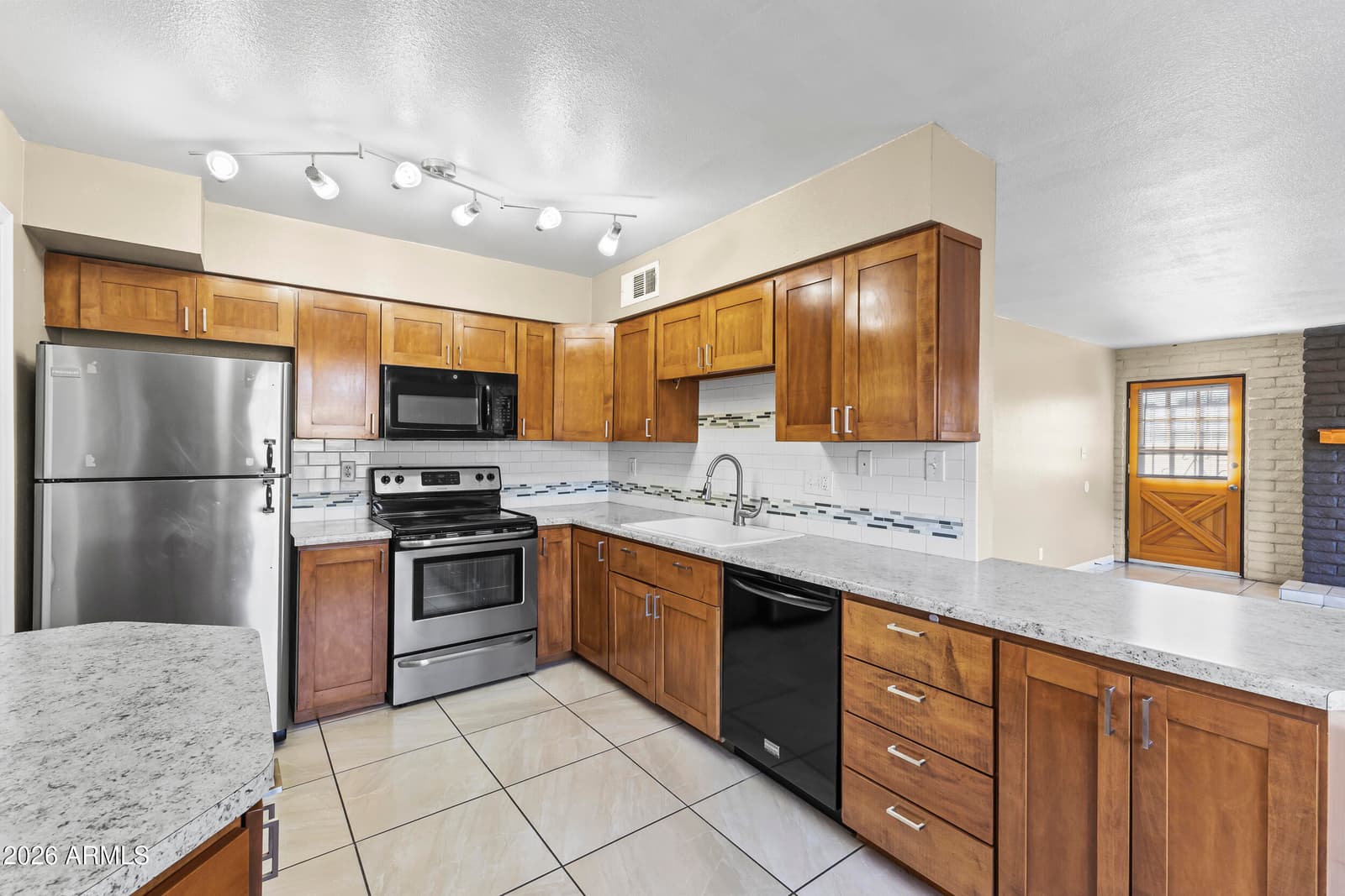 2015 E Southern Avenue 22, Tempe, AZ 85282 — photo 3 of 34