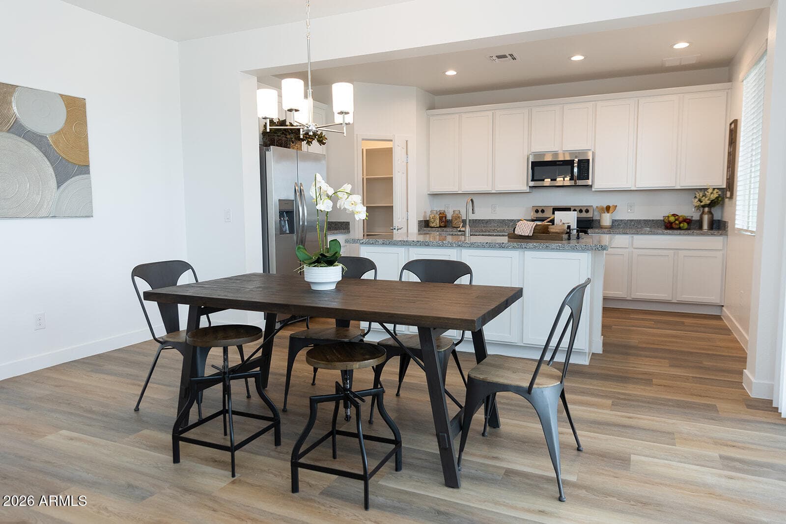 4618 S 23RD Place, Phoenix, AZ 85040 — photo 4 of 38