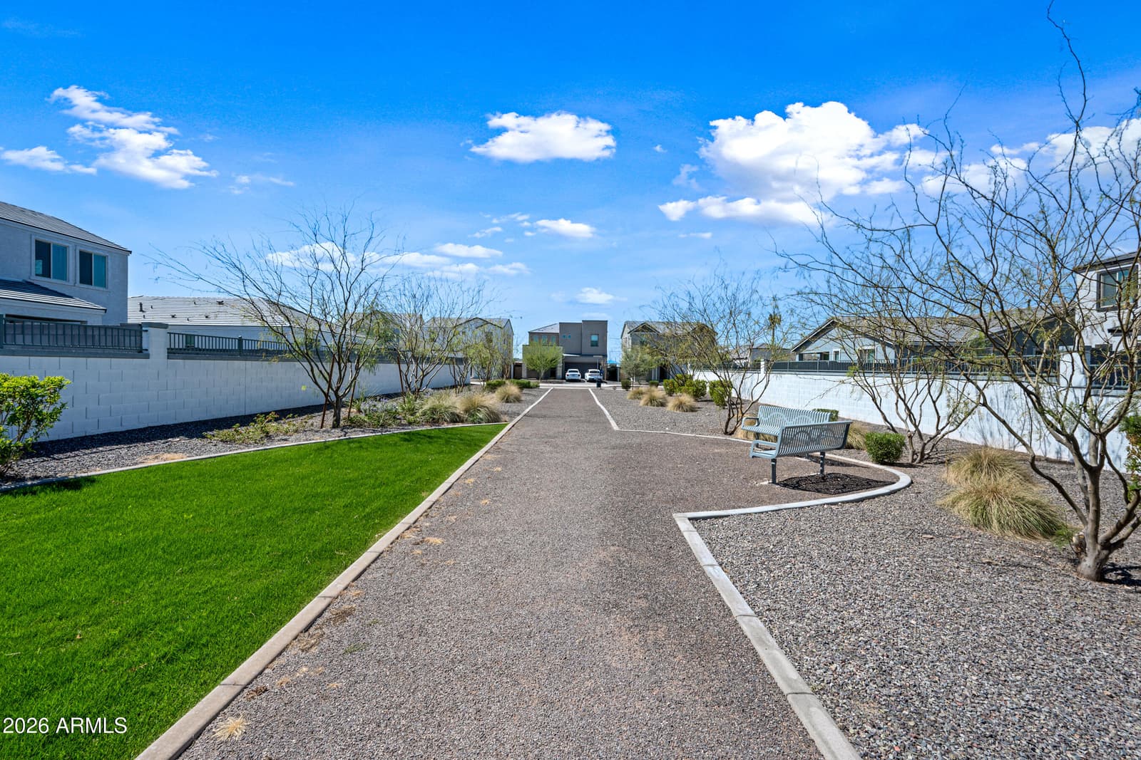4618 S 23RD Place, Phoenix, AZ 85040 — photo 13 of 38