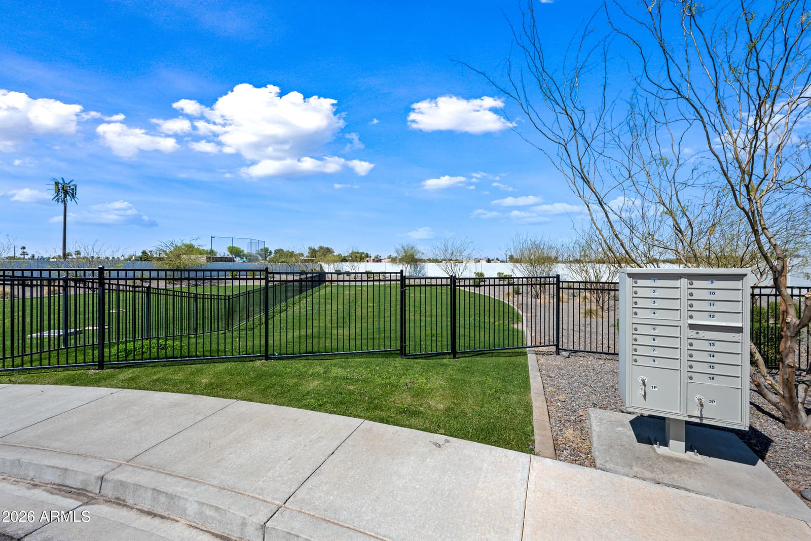 4618 S 23RD Place, Phoenix, AZ 85040 — photo 25 of 38