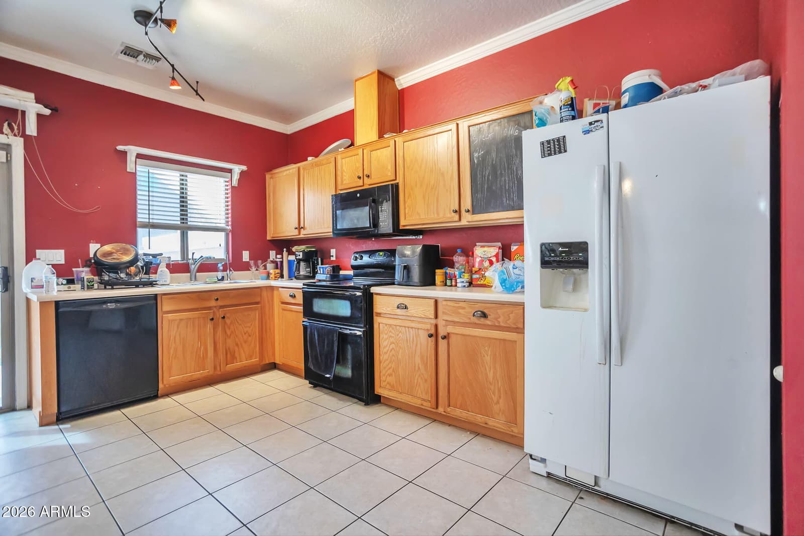 7051 W Lincoln Street, Peoria, AZ 85345 — photo 4 of 25