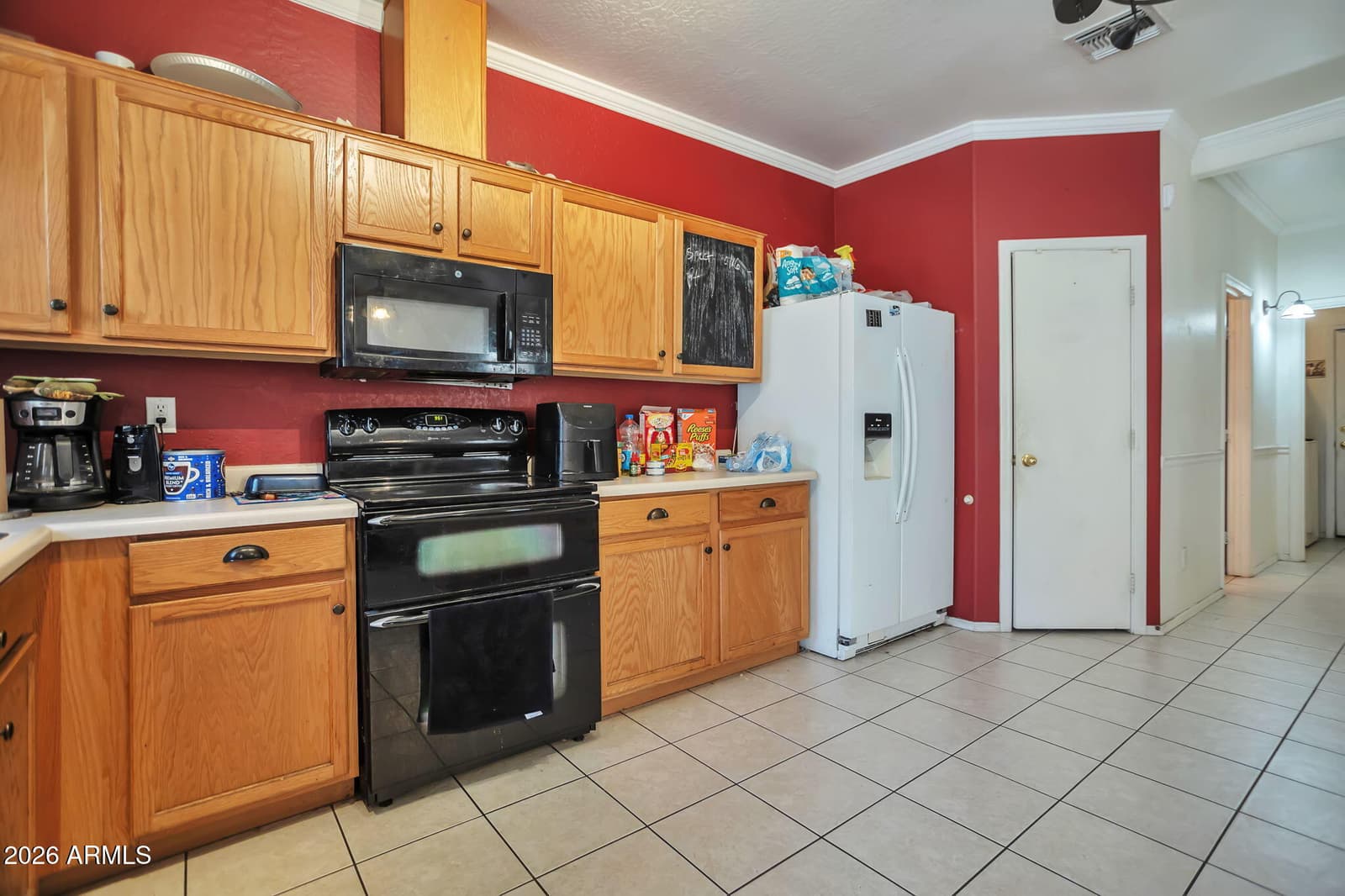 7051 W Lincoln Street, Peoria, AZ 85345 — photo 5 of 25