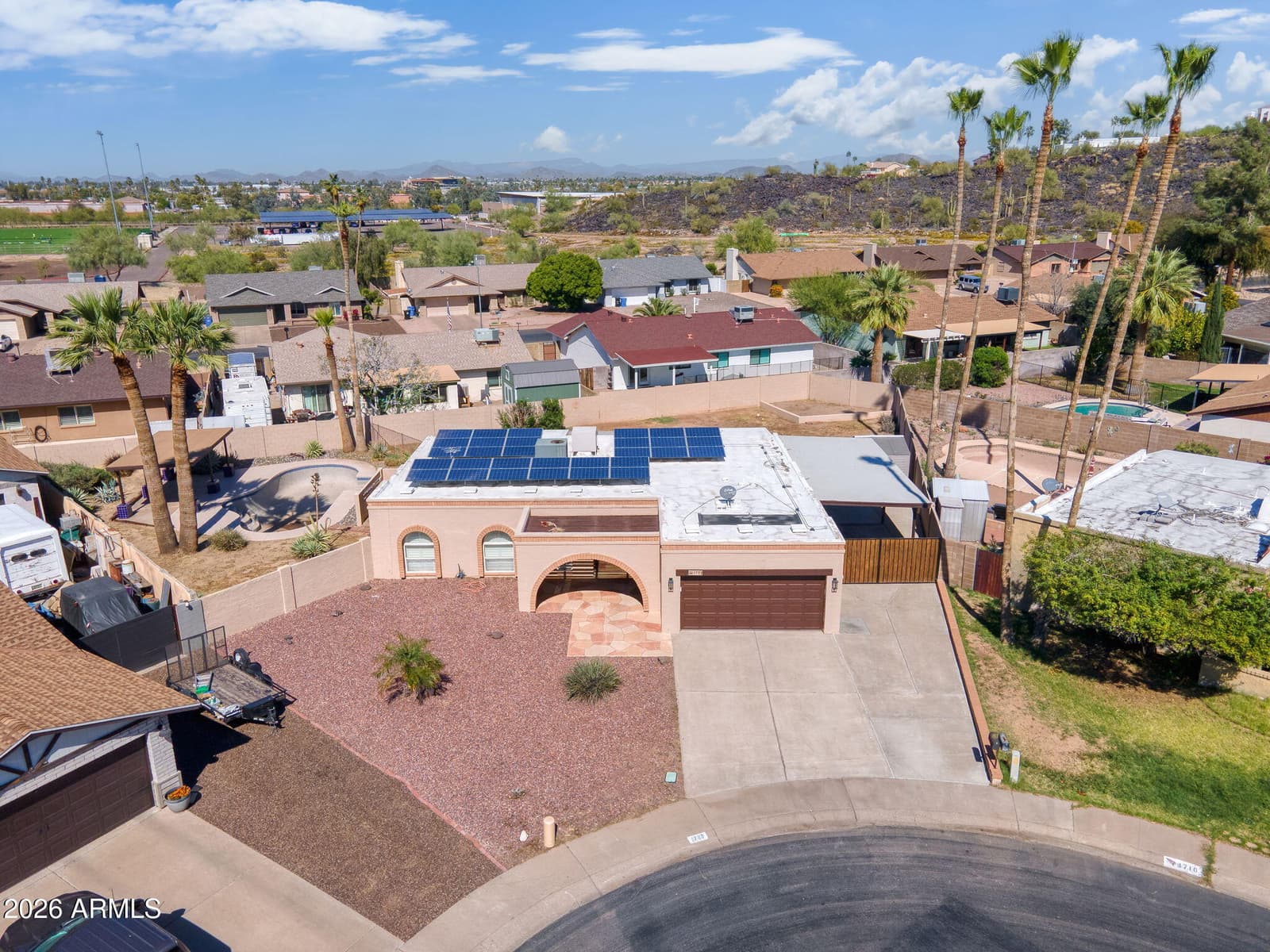 1722 W Saint Moritz Lane, Phoenix, AZ 85023 — photo 4 of 42