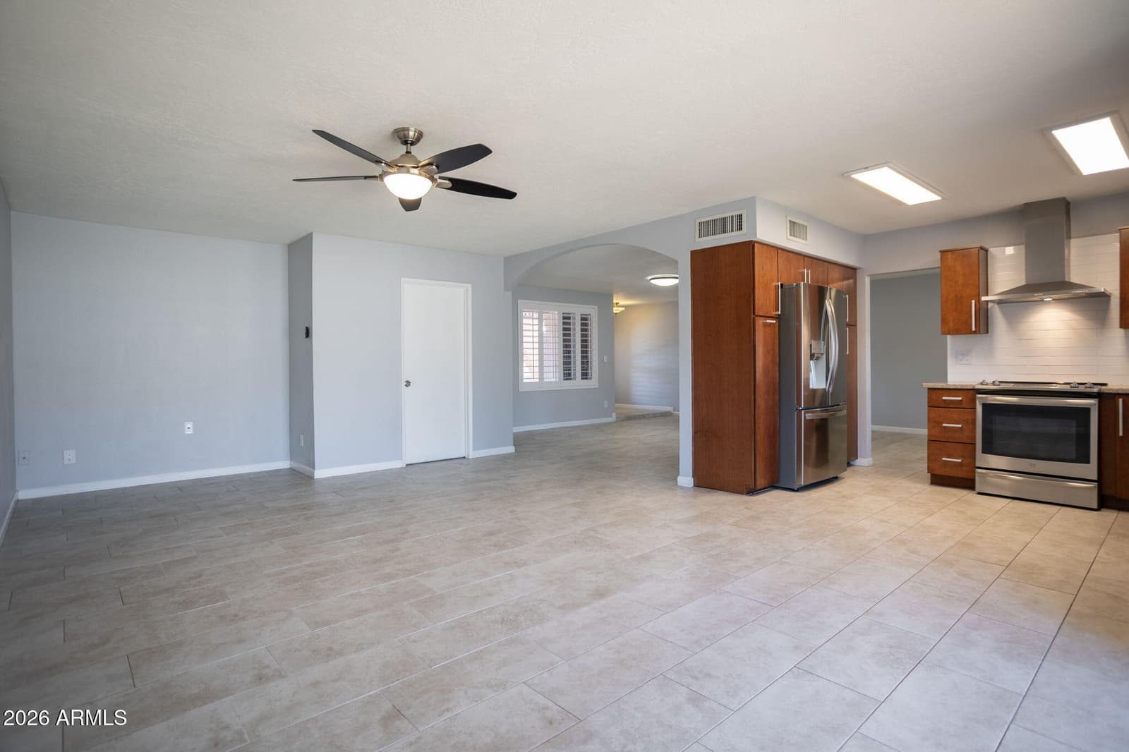 1722 W Saint Moritz Lane, Phoenix, AZ 85023 — photo 13 of 42