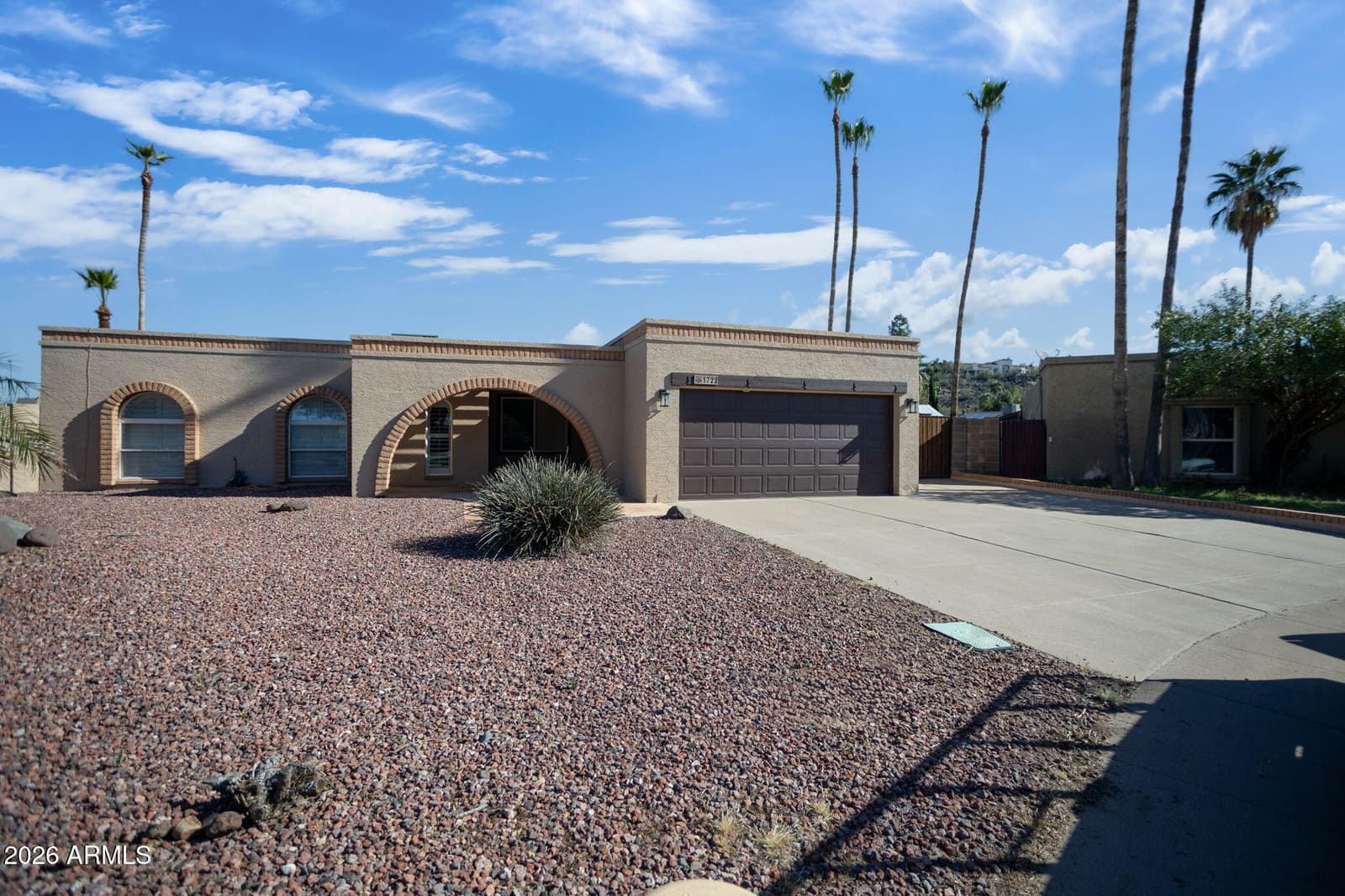 1722 W Saint Moritz Lane, Phoenix, AZ 85023 — photo 2 of 42