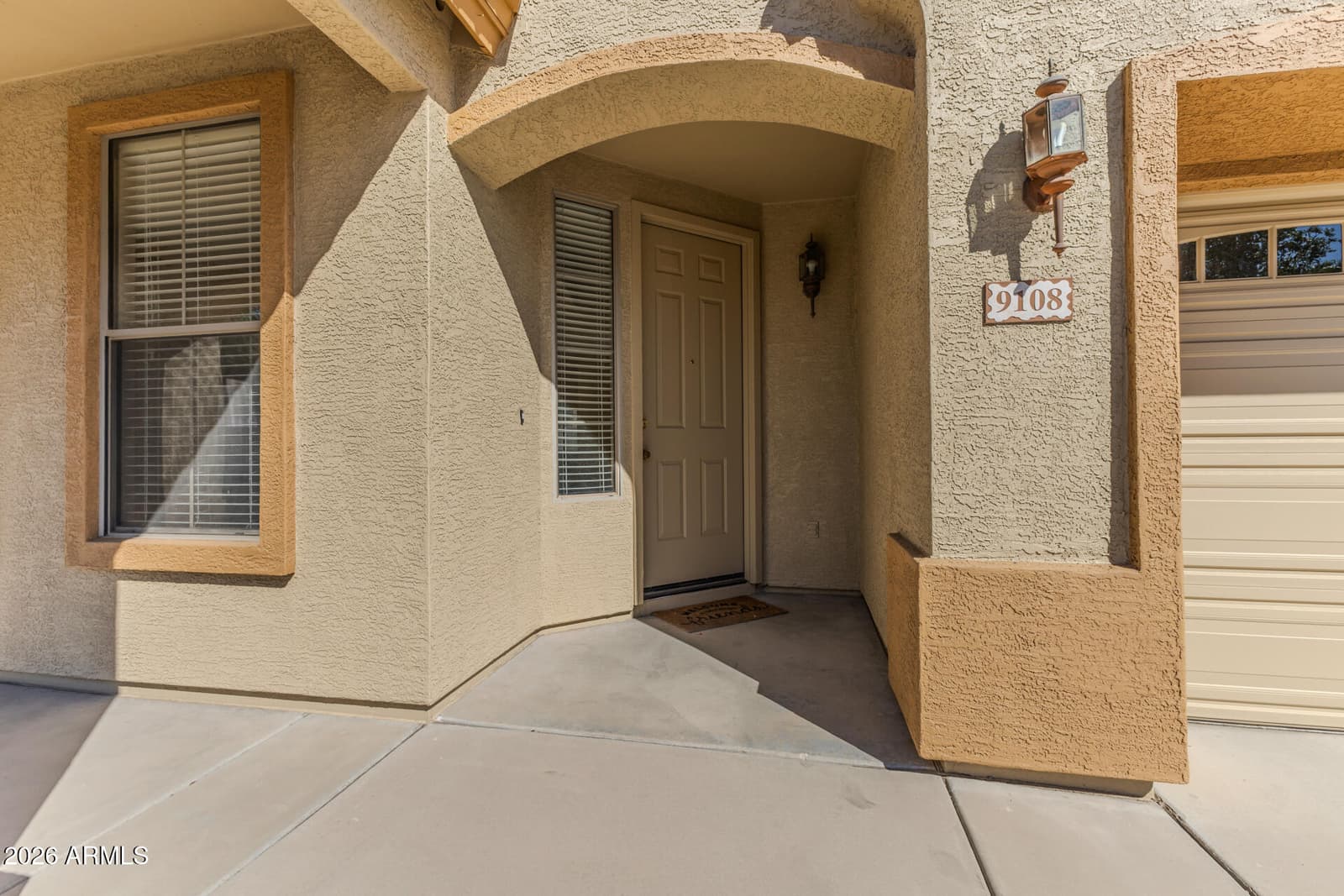 9108 E GABLE Avenue, Mesa, AZ 85209 — photo 4 of 31