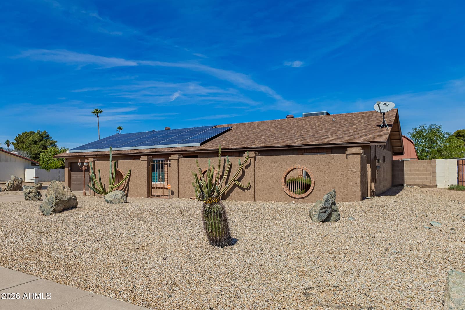 2902 E Claire Drive, Phoenix, AZ 85032 — photo 6 of 35