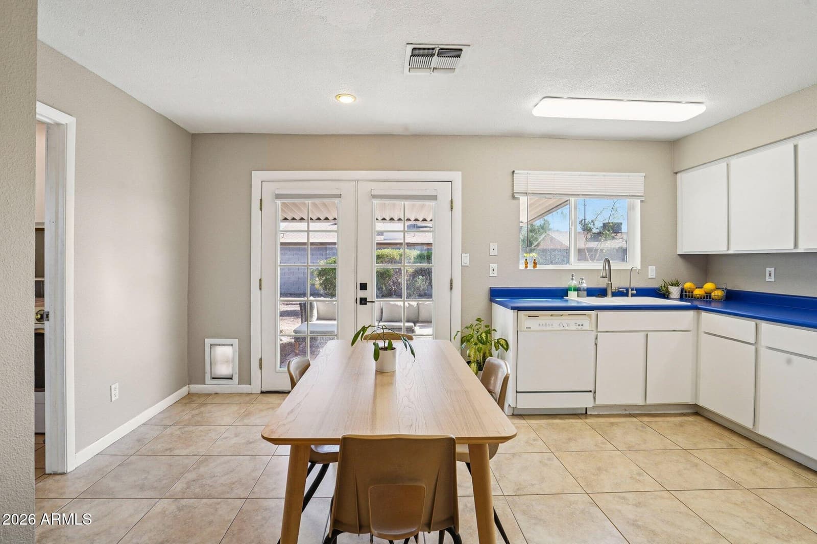1635 W PLANA Avenue, Mesa, AZ 85202 — photo 10 of 27