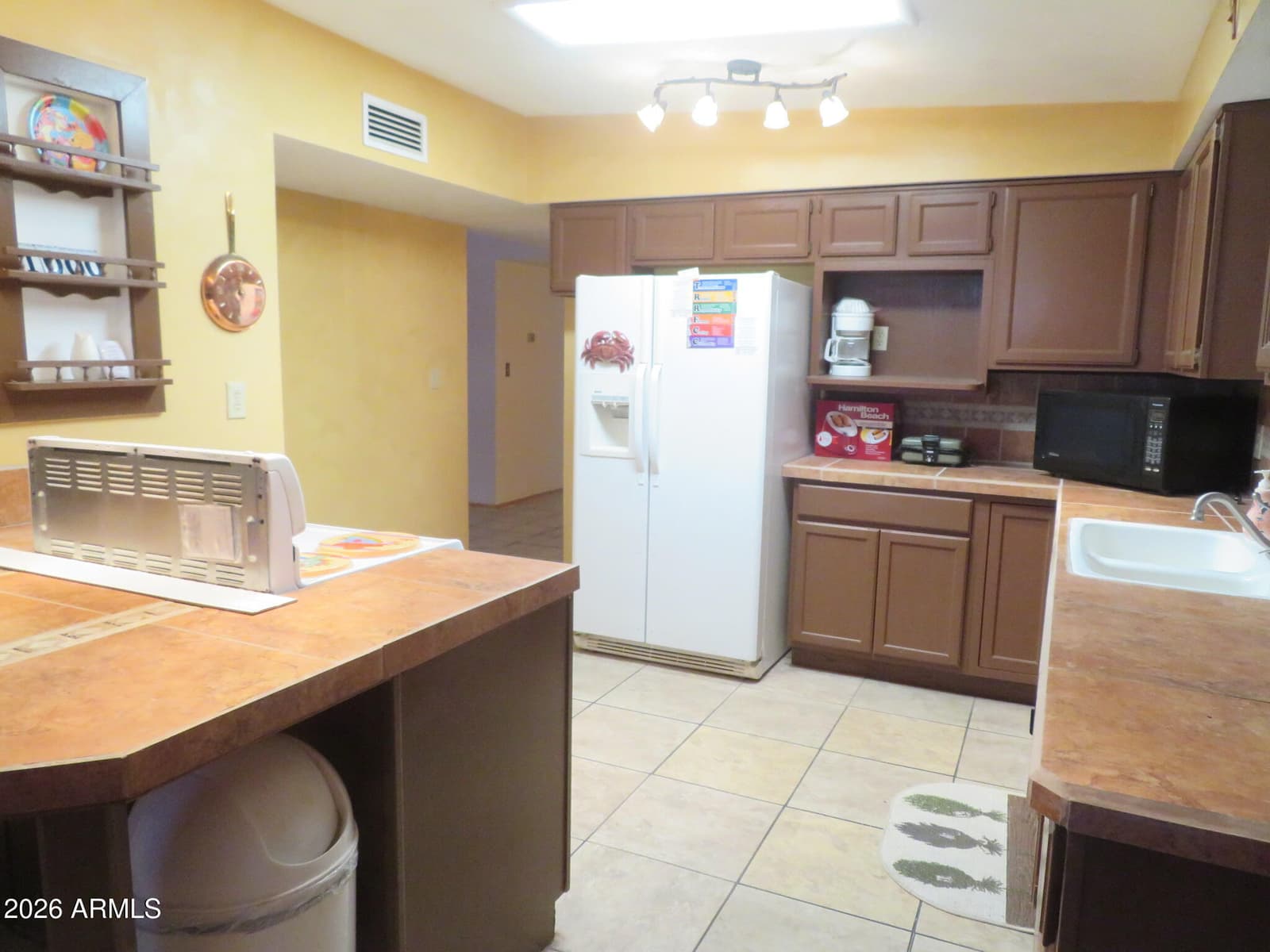 1000 BELLA VISTA Drive, Sierra Vista, AZ 85635 — photo 9 of 29