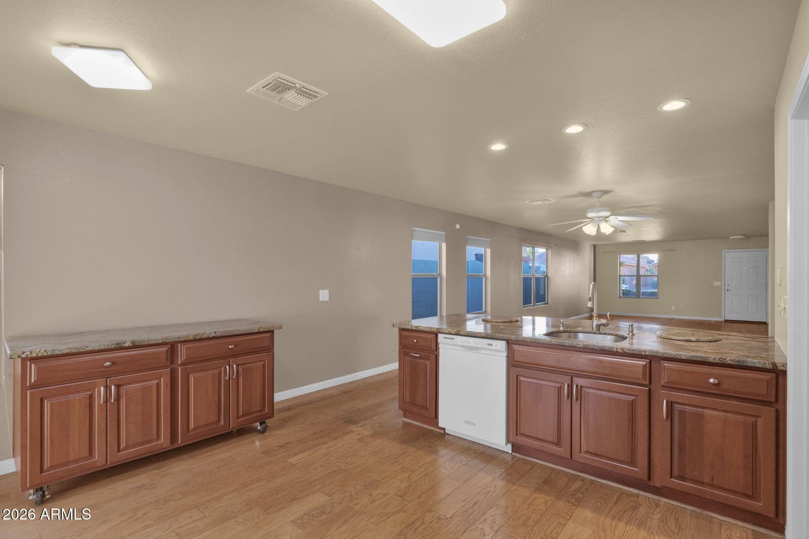 1074 E Arabian Drive, Gilbert, AZ 85296 — photo 12 of 40