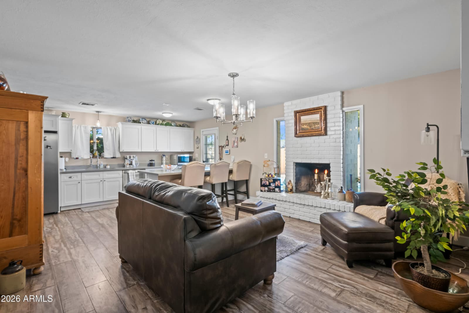3934 W Myrtle Avenue, Phoenix, AZ 85051 — photo 16 of 39