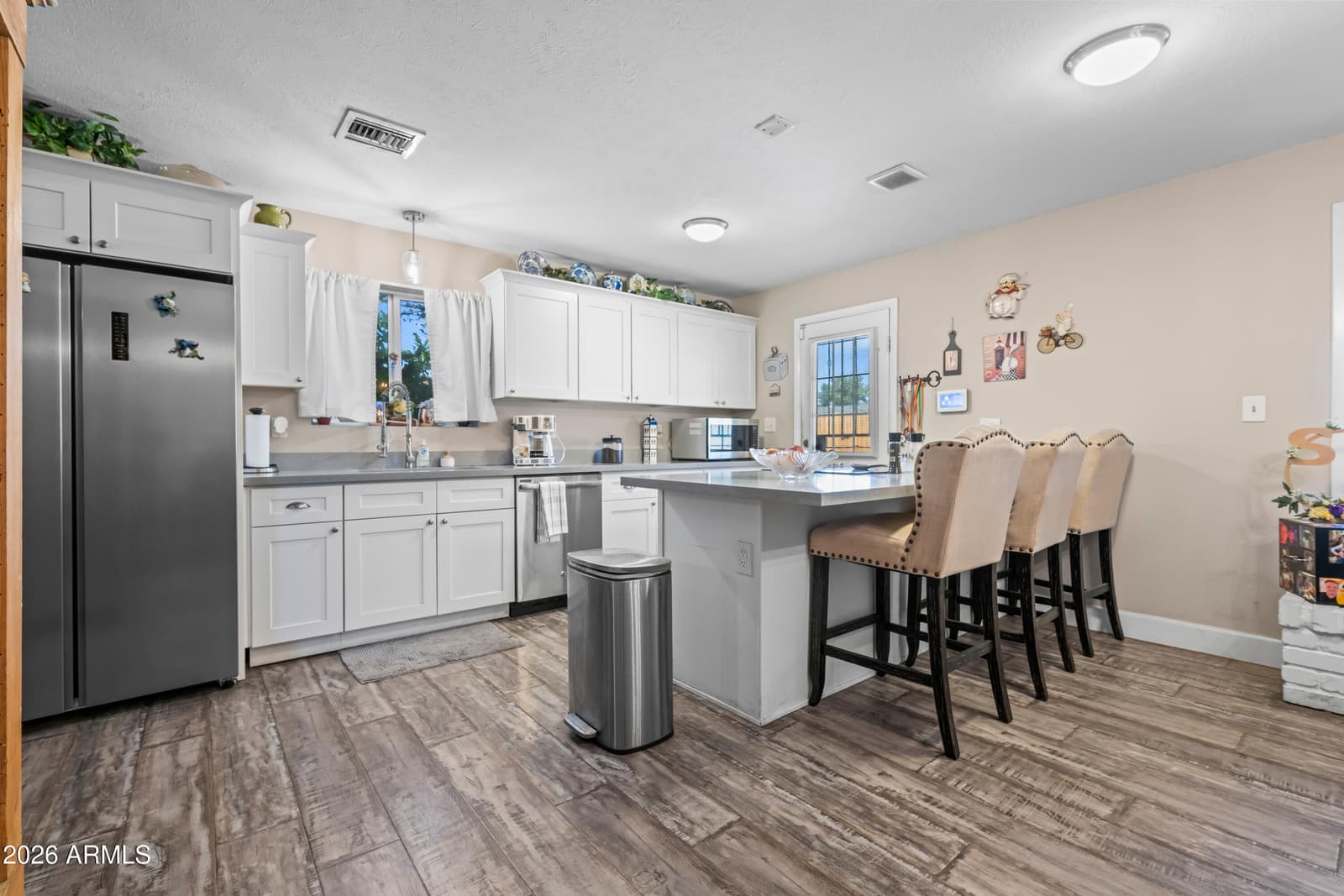 3934 W Myrtle Avenue, Phoenix, AZ 85051 — photo 14 of 39