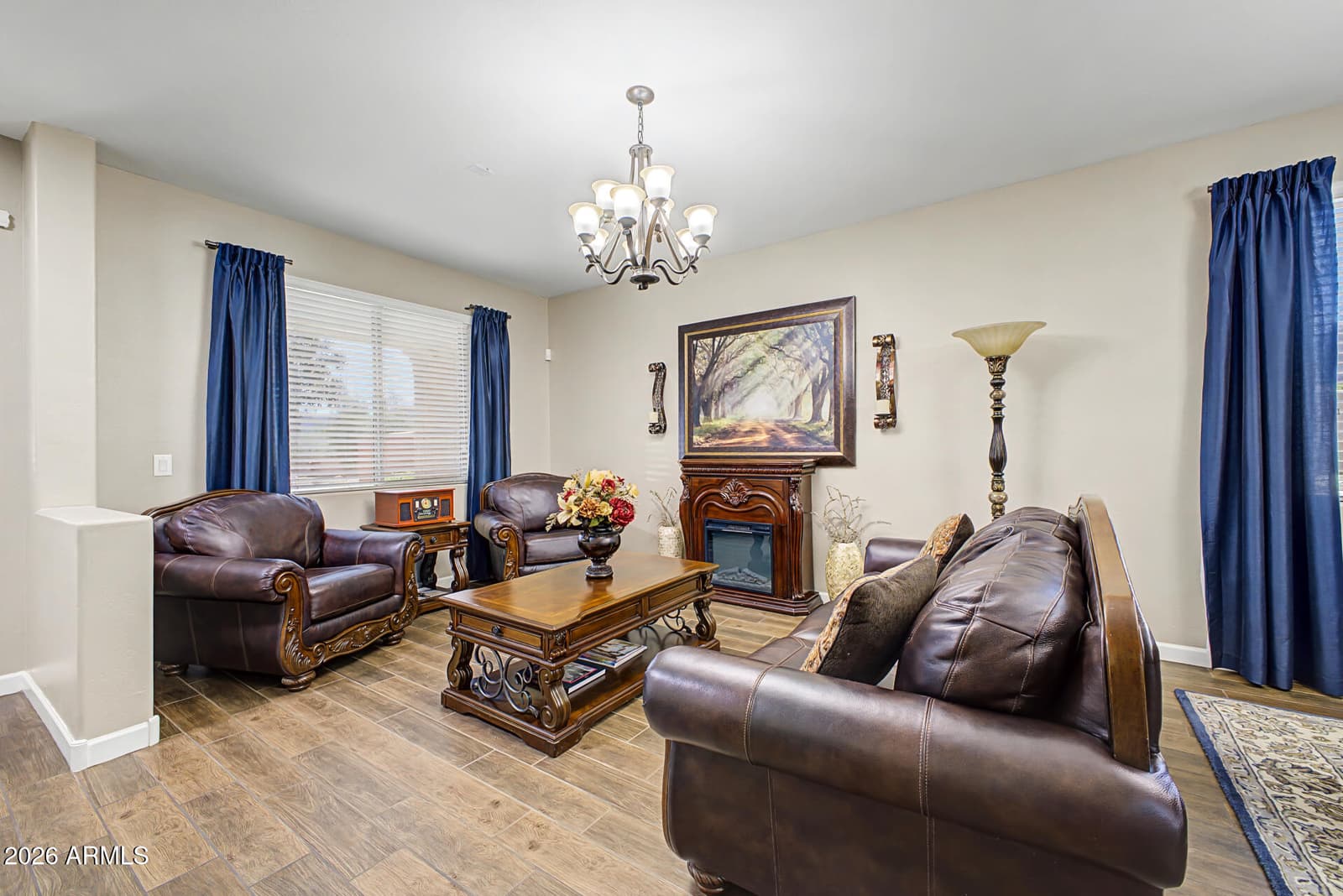 9350 W Medlock Drive, Glendale, AZ 85305 — photo 11 of 40