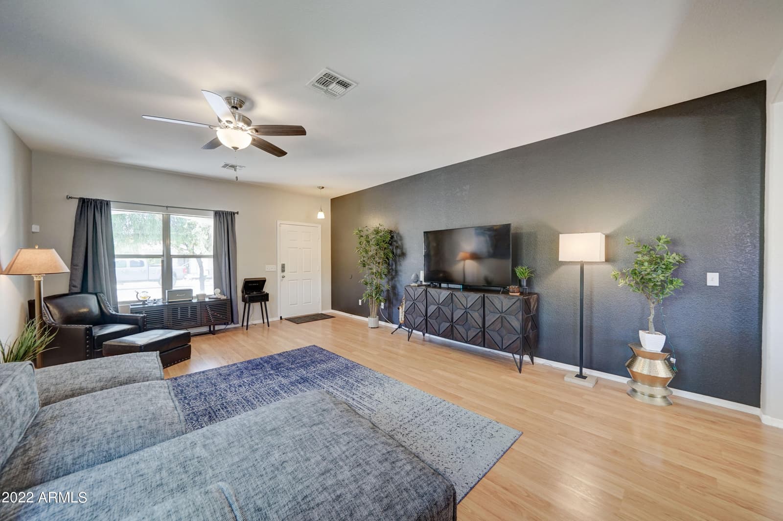 9027 S 3rd Street, Phoenix, AZ 85042 — photo 5 of 32