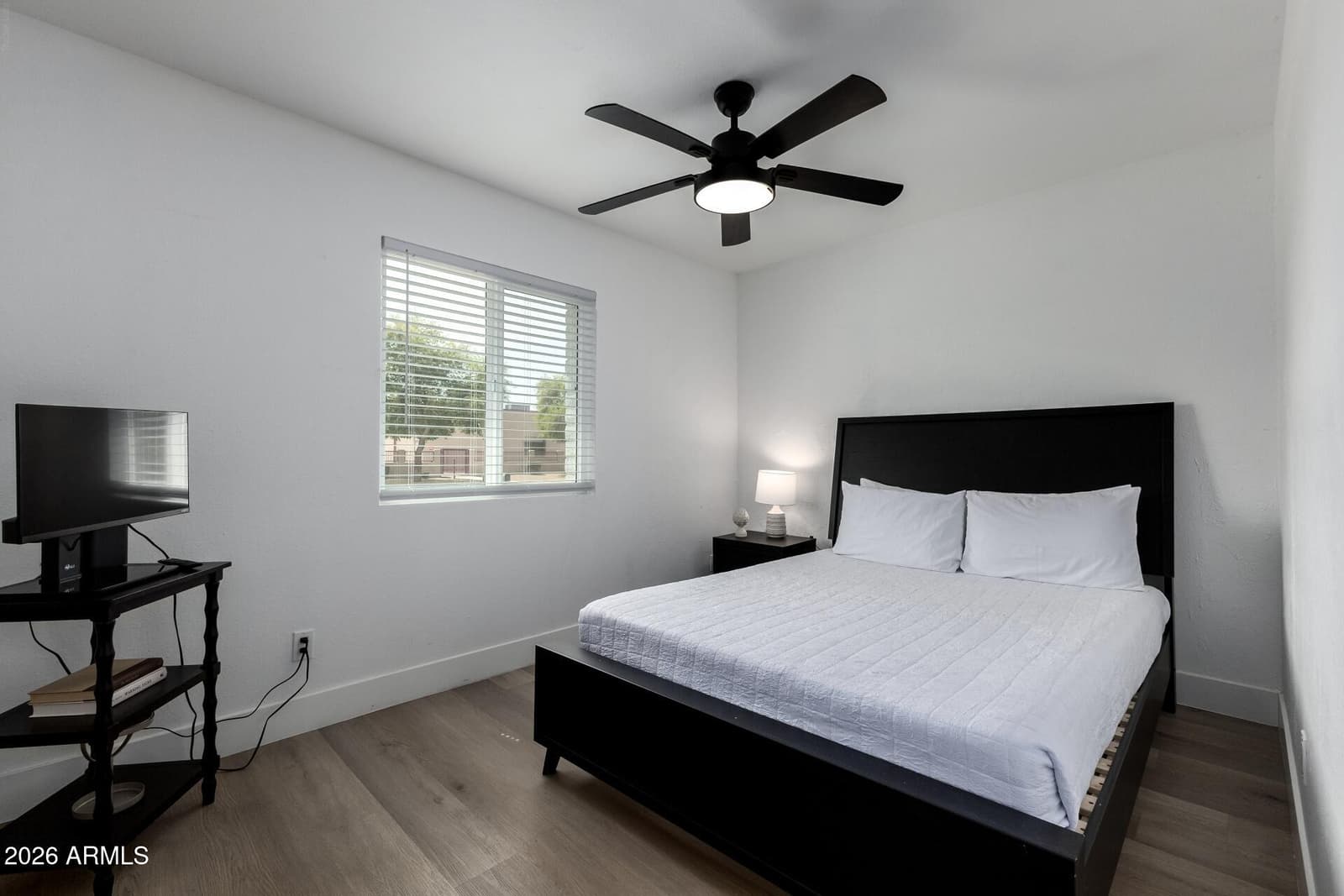 6620 W CHOLLA Street, Glendale, AZ 85304 — photo 15 of 27