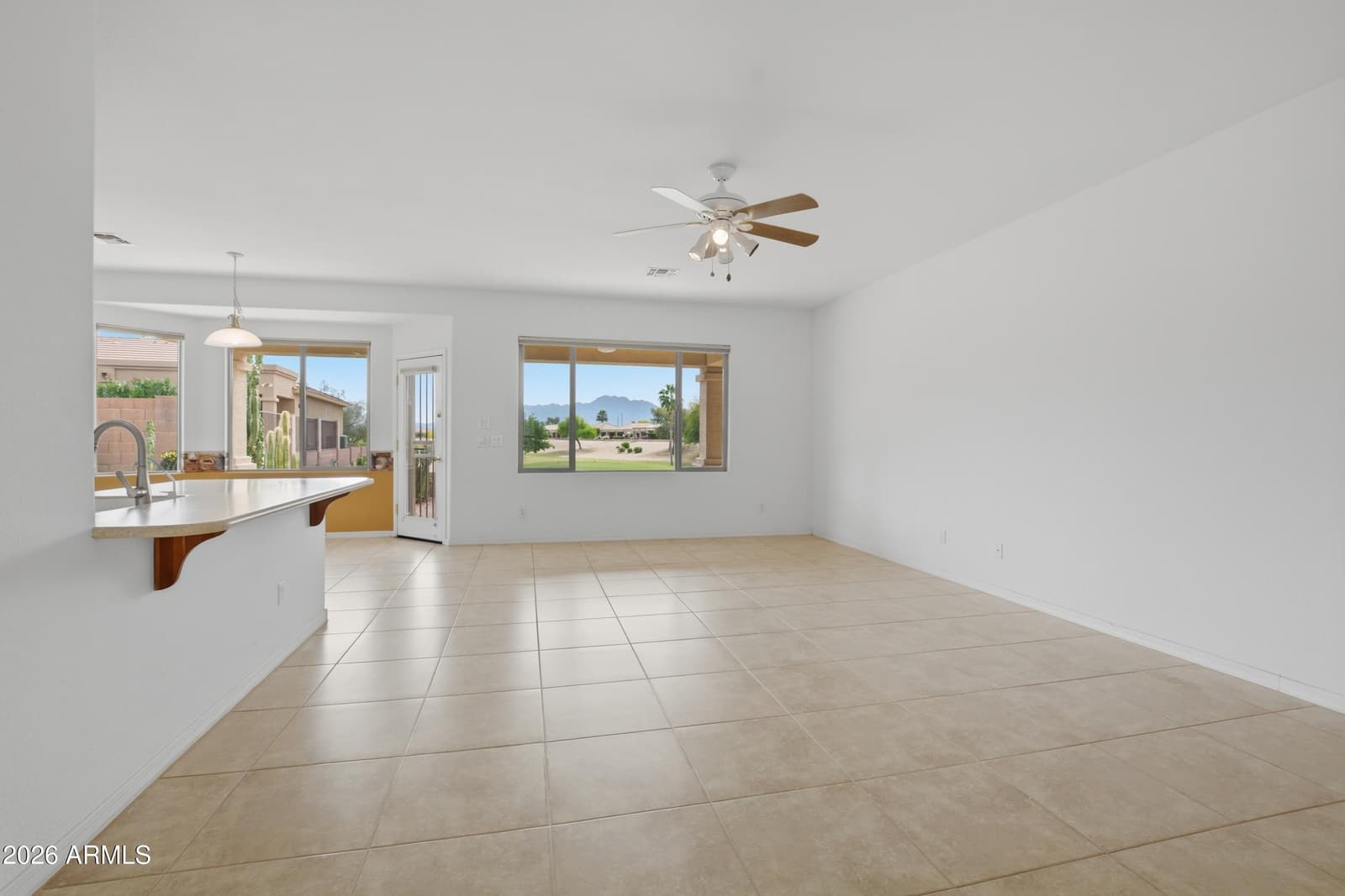 6863 S SANTA RITA Way, Chandler, AZ 85249 — photo 6 of 45