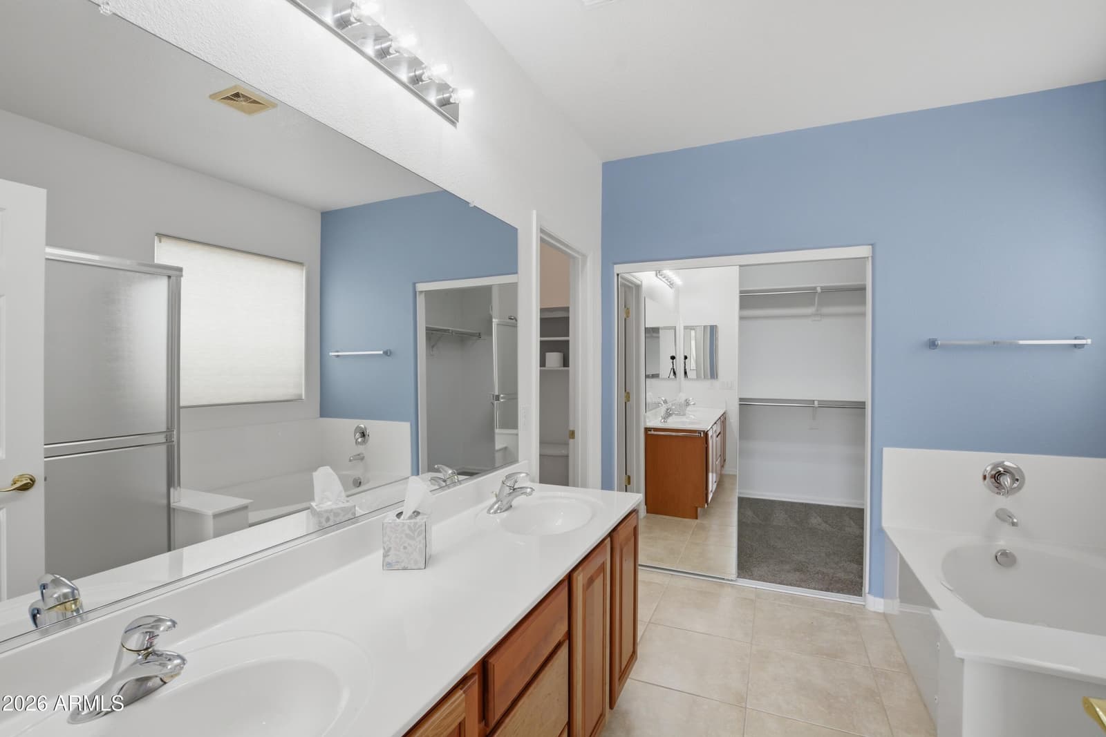 6863 S SANTA RITA Way, Chandler, AZ 85249 — photo 14 of 45
