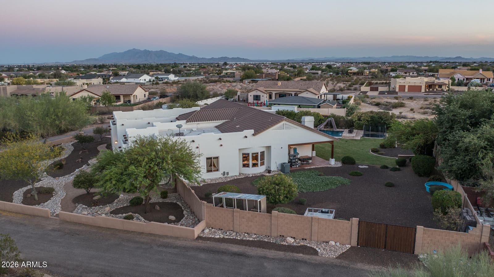 19707 W MARIPOSA Drive, Litchfield Park, AZ 85340 — photo 7 of 65