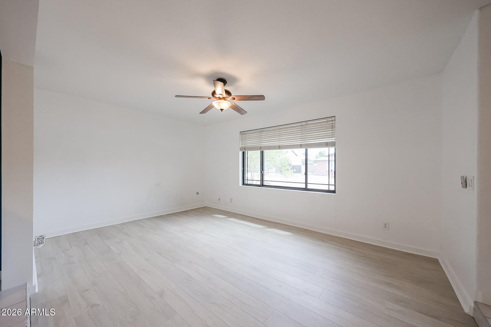 4340 W Michigan Avenue W, Glendale, AZ 85308 — photo 10 of 36