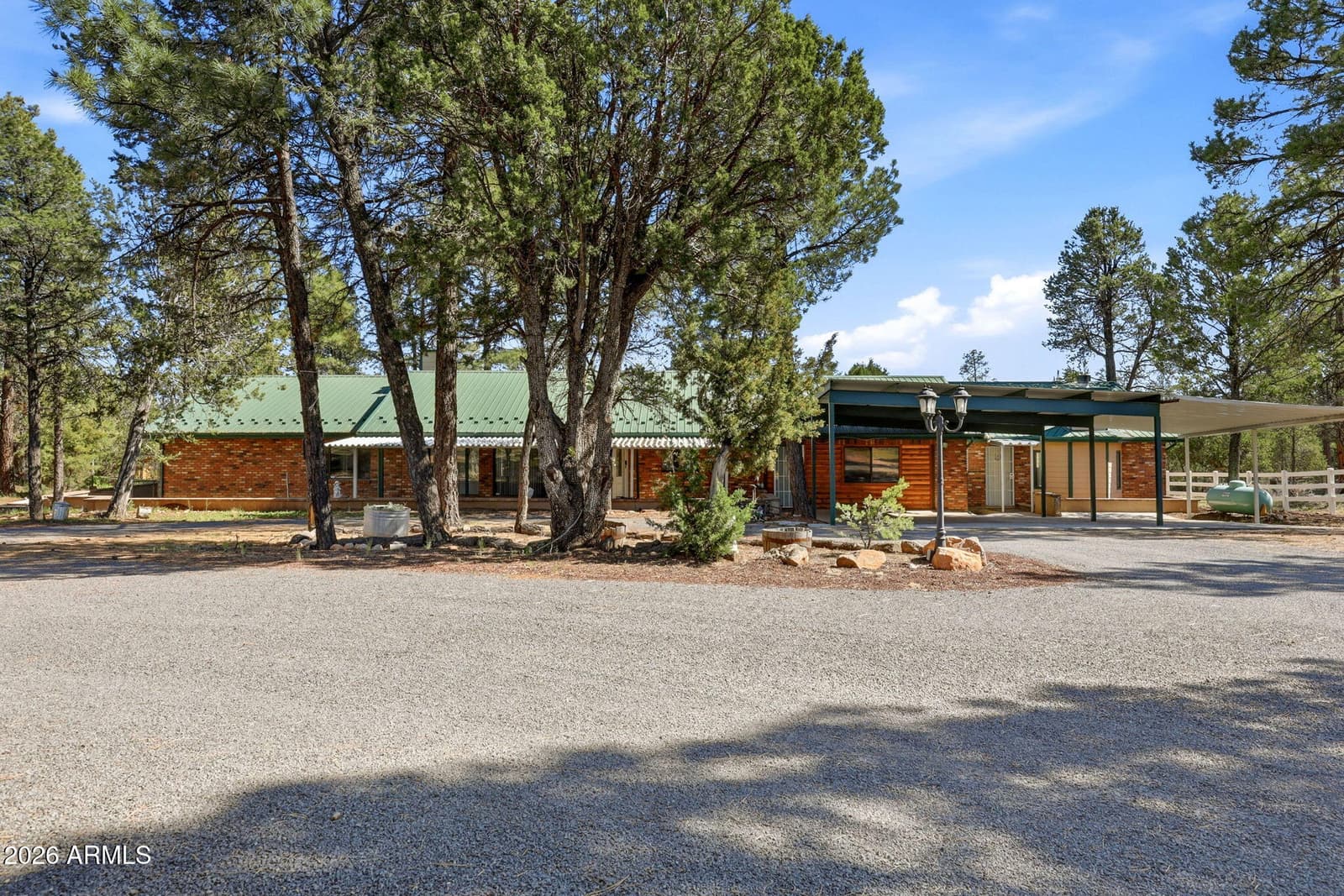 3121 Cedar Drive, Overgaard, AZ 85933 — photo 4 of 46