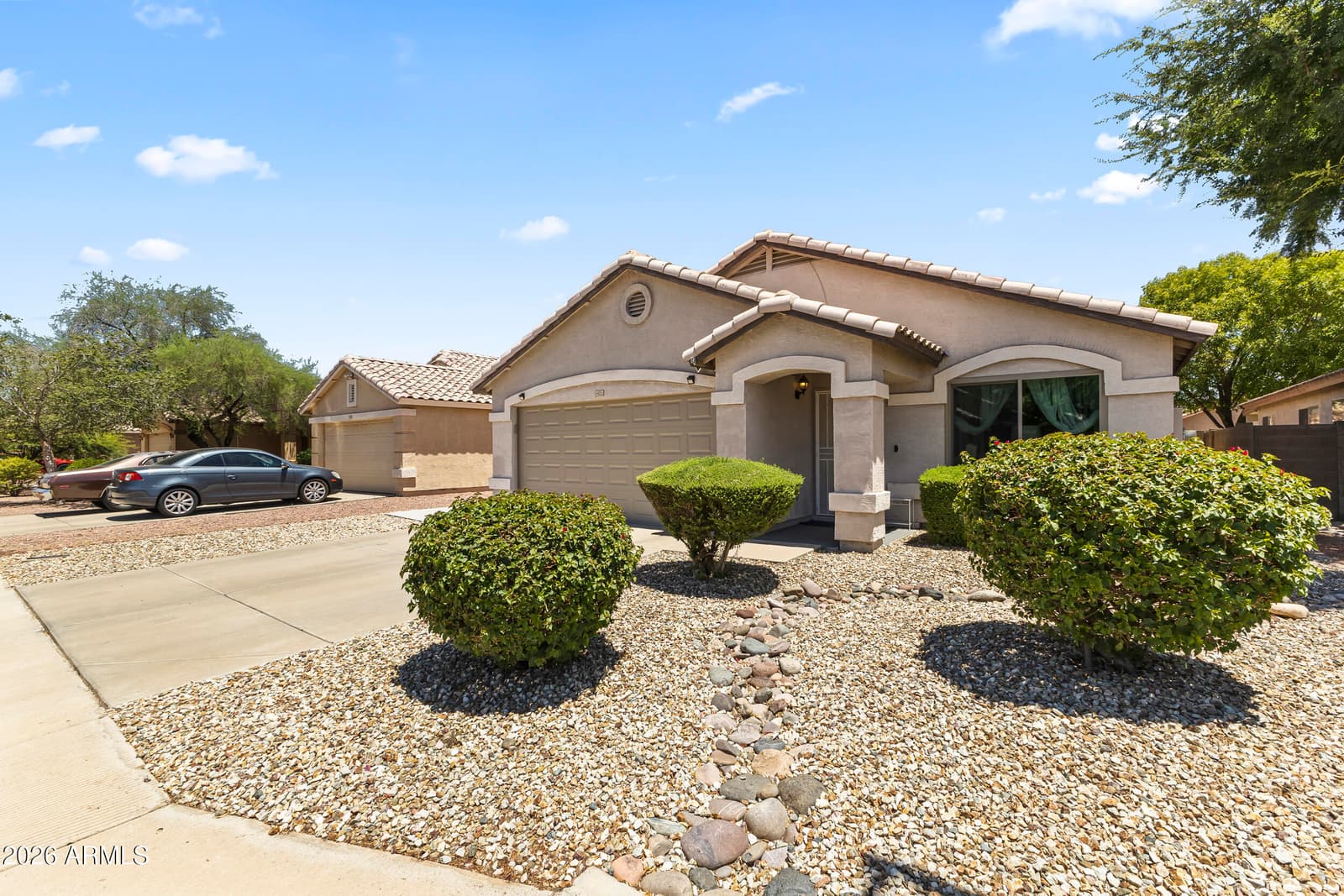14211 N 149th Drive N, Surprise, AZ 85379 — photo 2 of 34