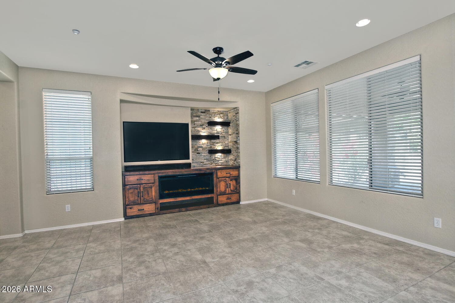 12416 W PINNACLE VISTA Drive, Peoria, AZ 85383 — photo 19 of 51