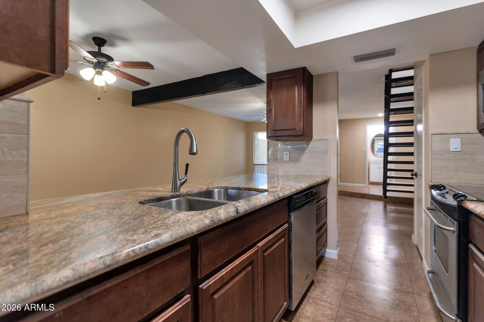 6540 N 7th Avenue 42, Phoenix, AZ 85013 — photo 7 of 18