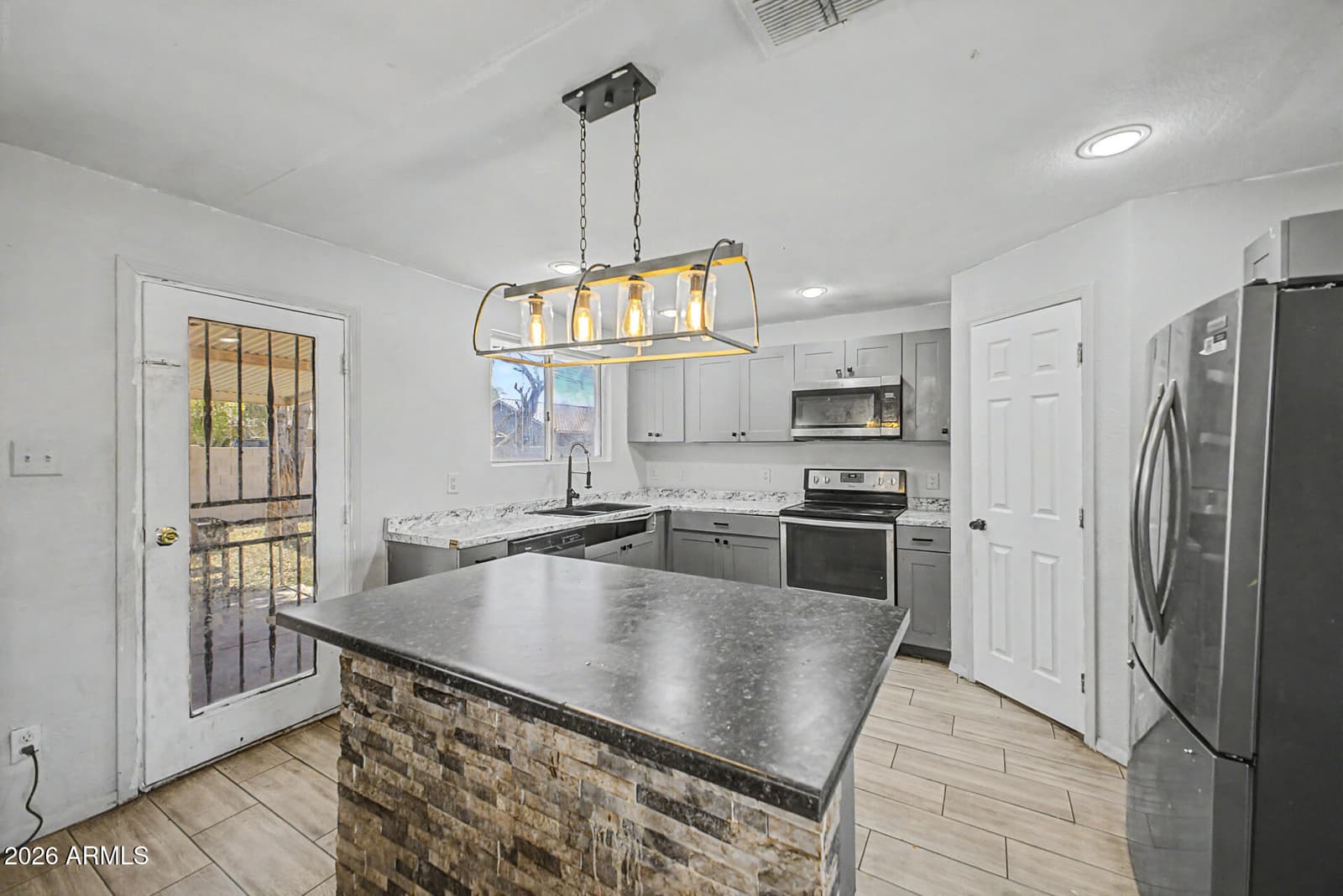4727 W Osborn Road, Phoenix, AZ 85031 — photo 12 of 34