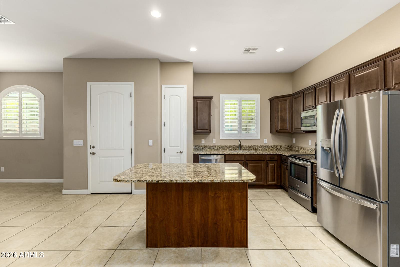 1367 S COUNTRY CLUB Drive 1187, Mesa, AZ 85210 — photo 12 of 38